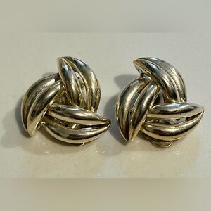 Vintage Sterling Silver Chunky Modernist Swirl Puffy Button Clip-on Earrings